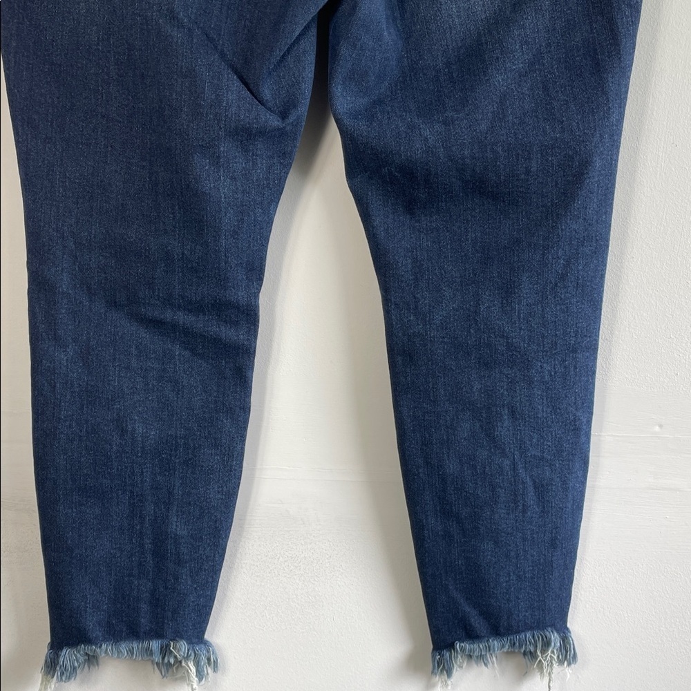 Judy Blue Dark Wash Distressed Skinny Jeans Size 18W - Picture 9 of 13